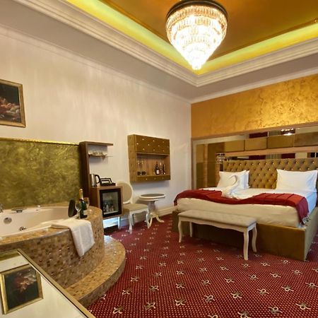 Vila Imperial One Luxury Boutique Hotel Făgăraş Exteriör bild