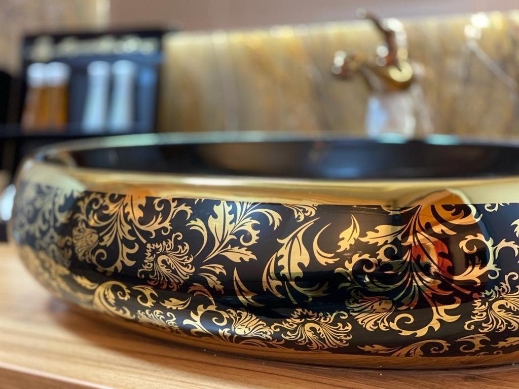 Vila Imperial One Luxury Boutique Hotel Făgăraş Exteriör bild