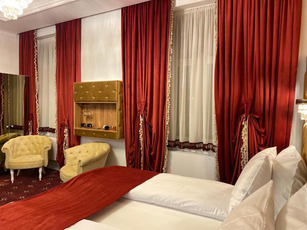 Vila Imperial One Luxury Boutique Hotel Făgăraş Exteriör bild
