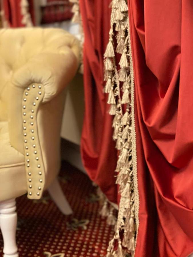 Vila Imperial One Luxury Boutique Hotel Făgăraş Exteriör bild