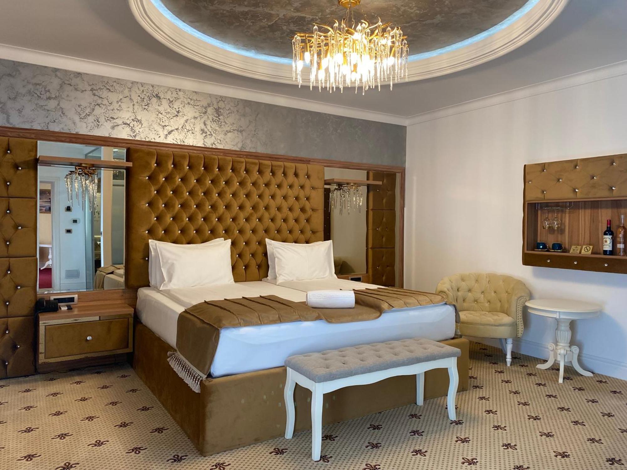 Vila Imperial One Luxury Boutique Hotel Făgăraş Exteriör bild